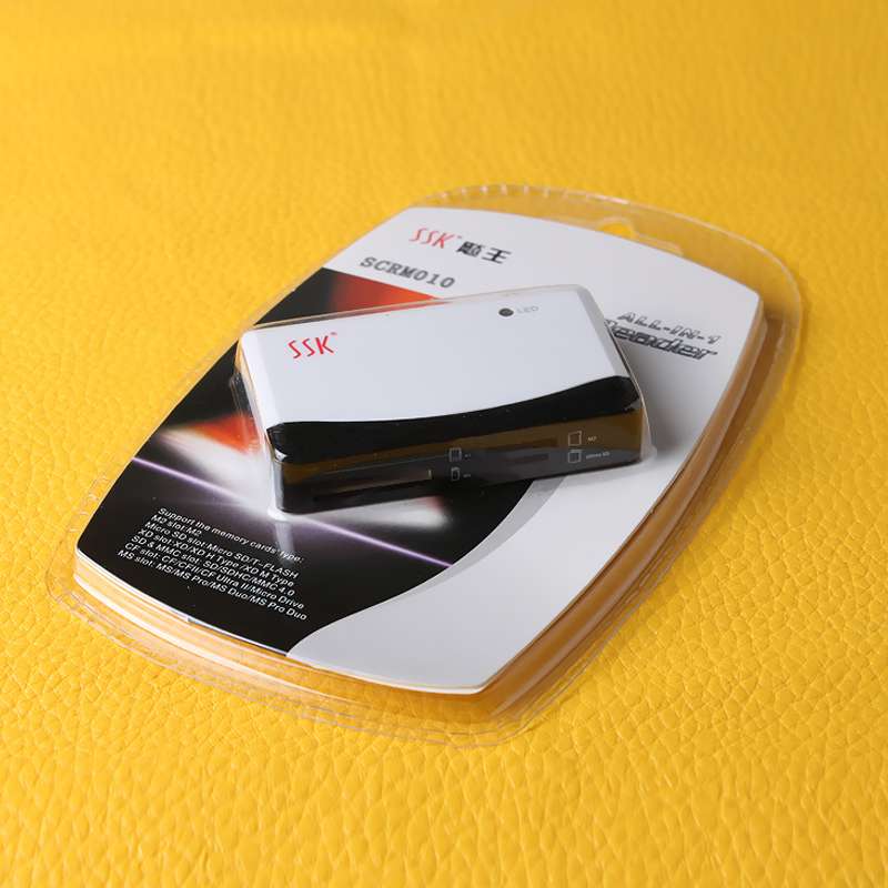 飚王（SSK）SCRM010 多功能读卡器